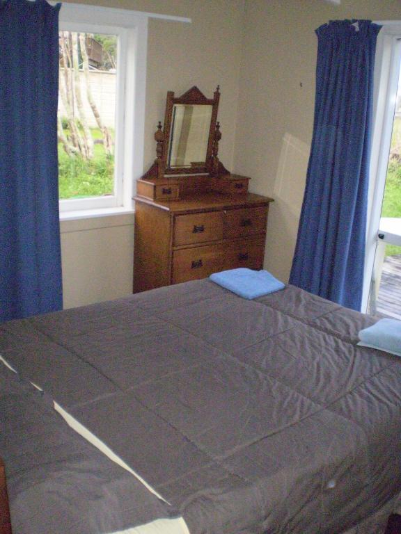 Whitianga Campground Room photo